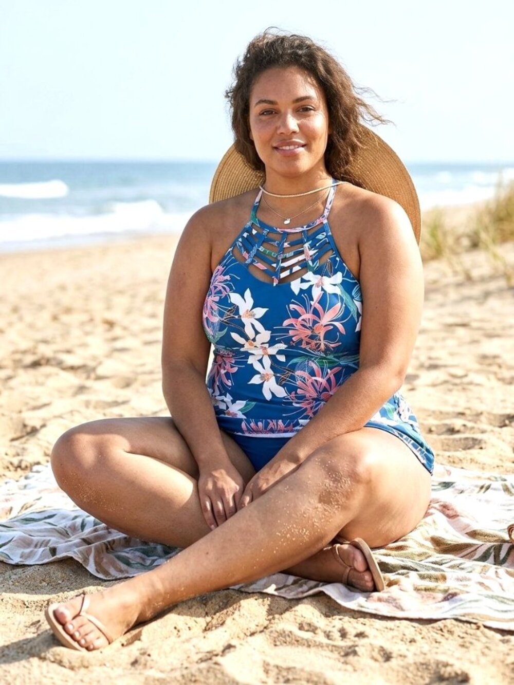 RAISINS CURVE Lattice Halter Tankini Top. Plus Size 24W